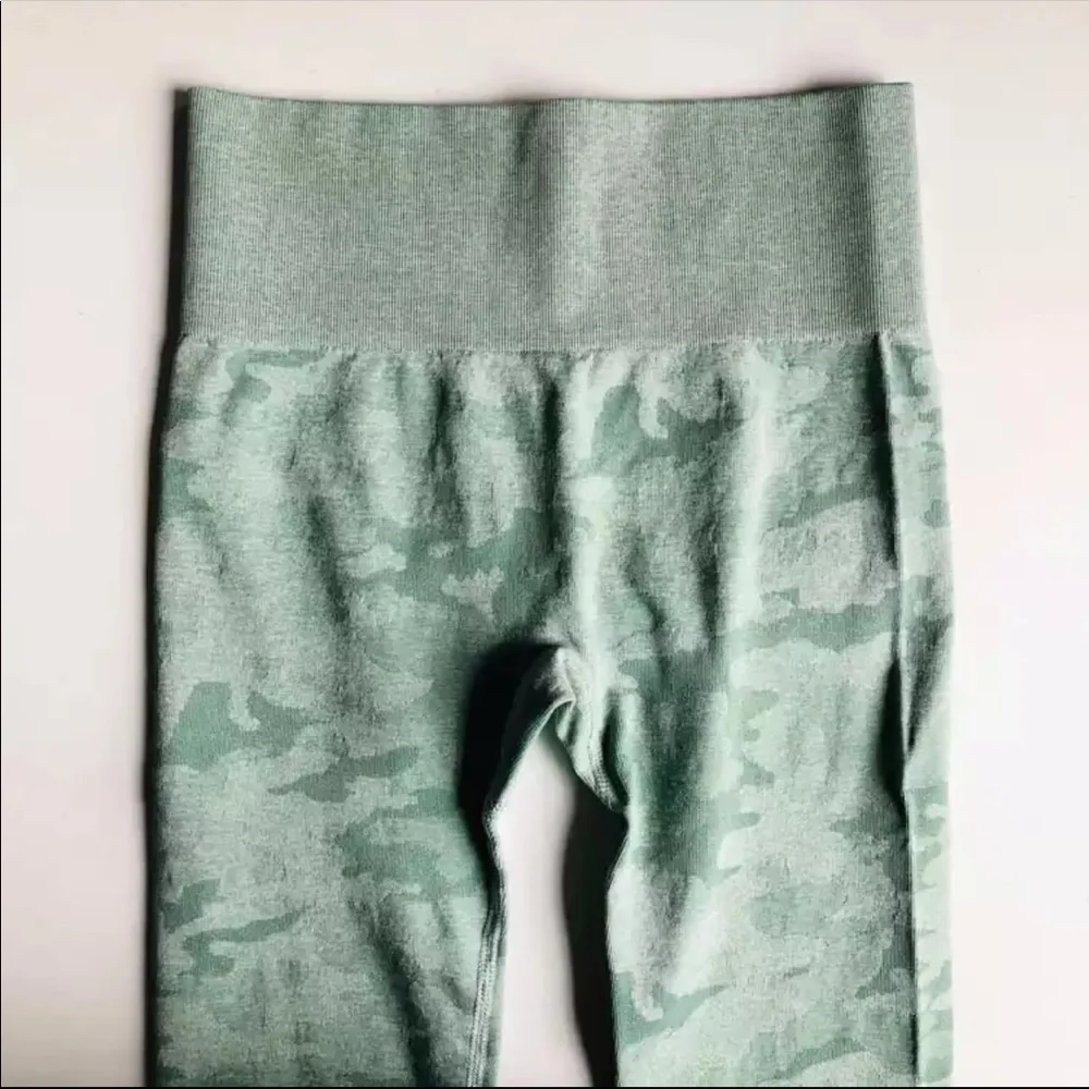 Green Camo Leggings - Picture 3 of 6